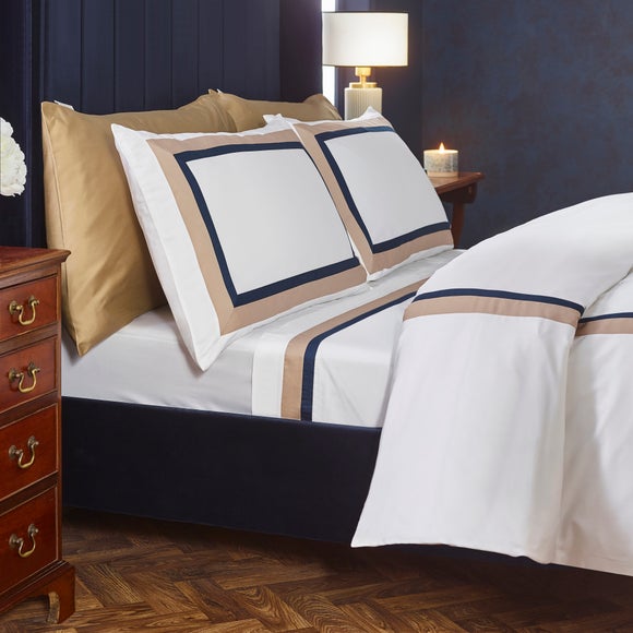 Carousel navigation image position 4 of 5