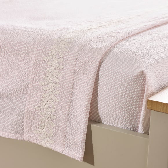 Carousel navigation image position 2 of 3