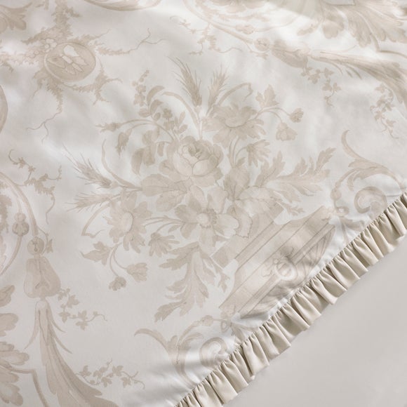 Carousel navigation image position 4 of 5