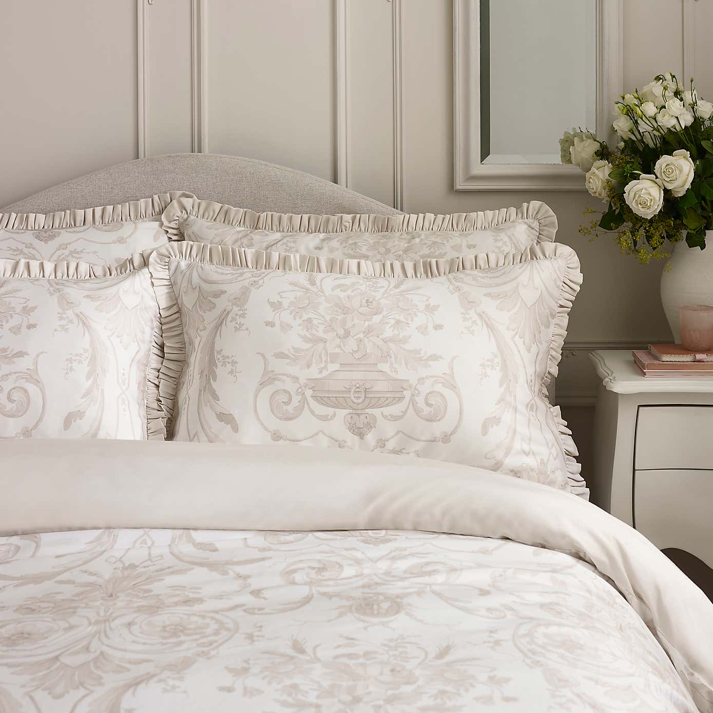 Carousel zoom image position 2 of 5