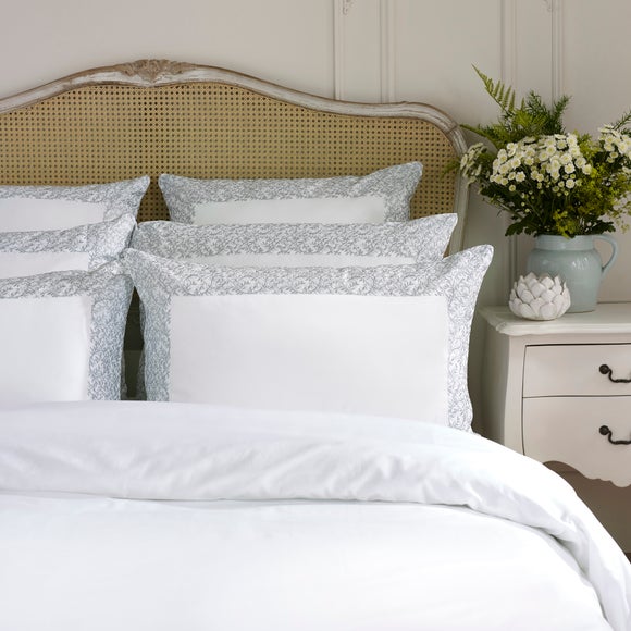 Carousel navigation image position 2 of 4