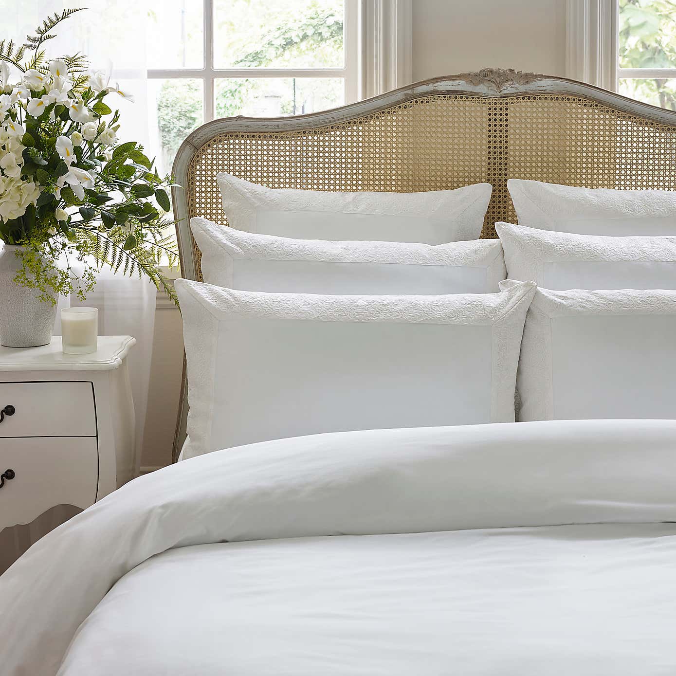 Carousel zoom image position 2 of 5