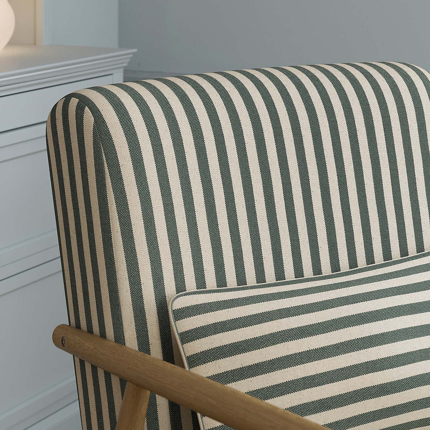 Carousel zoom image position 4 of 8