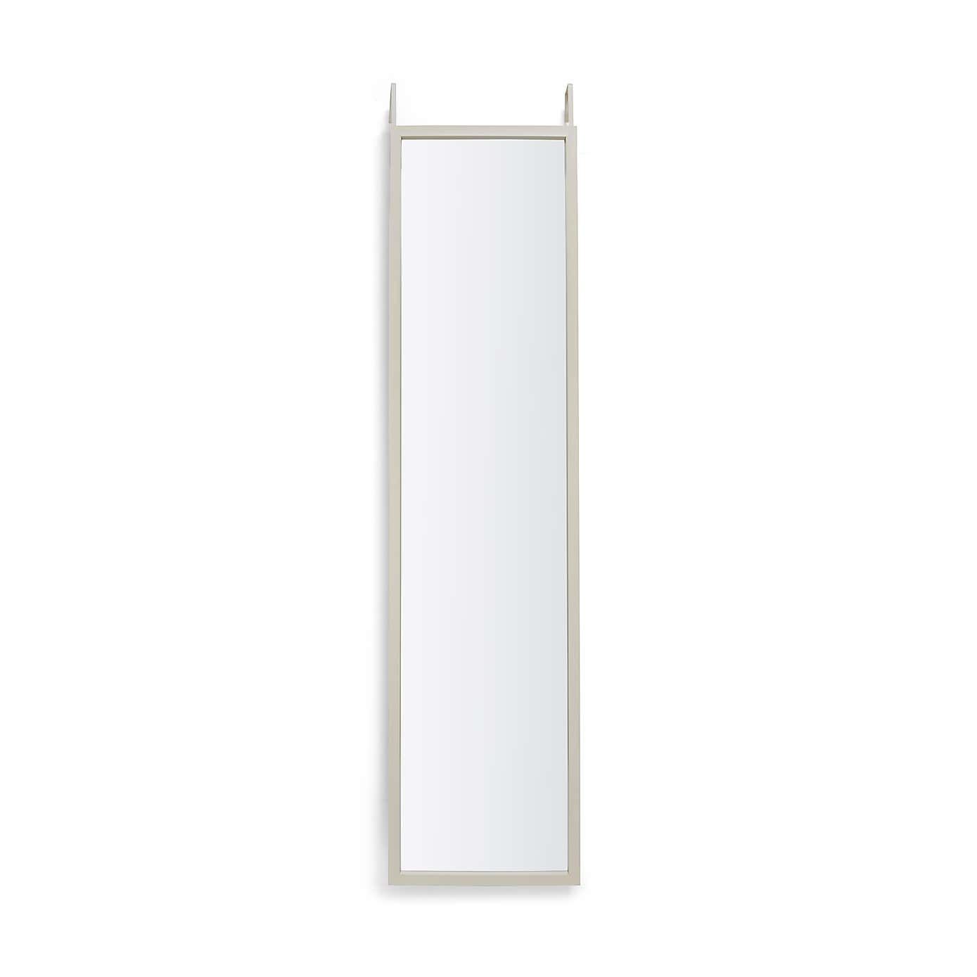 Carousel zoom image position 3 of 3