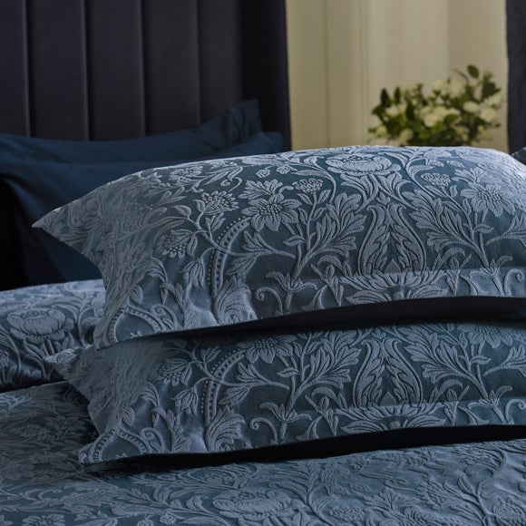 Carousel navigation image position 4 of 5