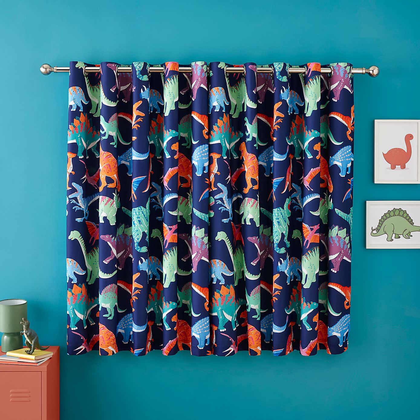 Carousel zoom image position 4 of 4