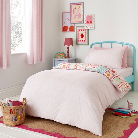 Carousel navigation image position 3 of 6