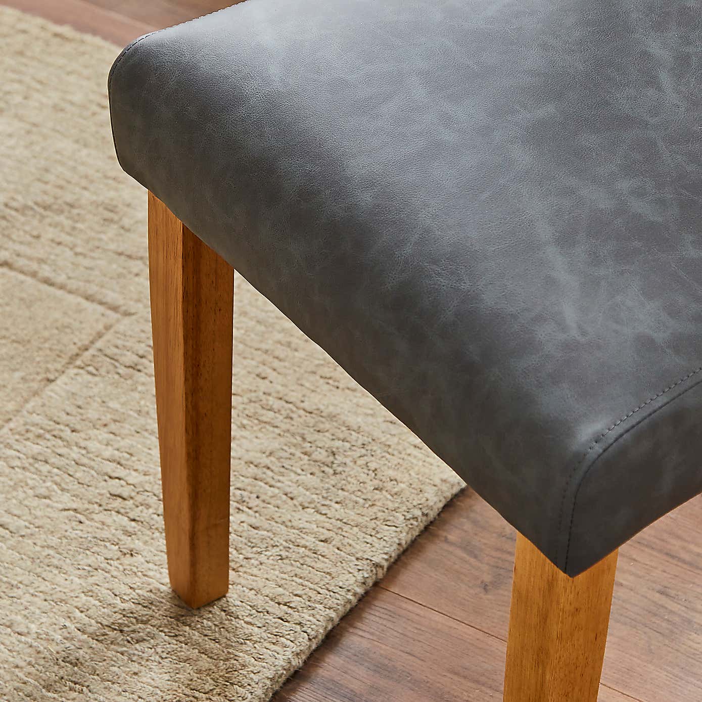 Carousel zoom image position 4 of 8