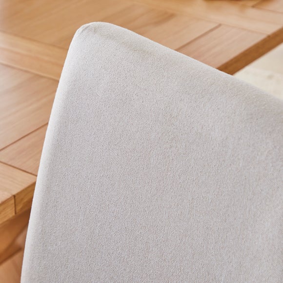 Carousel navigation image position 3 of 7