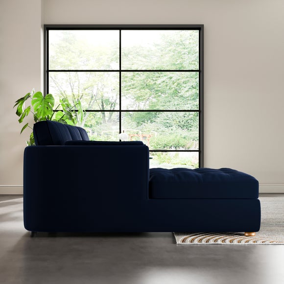 Carousel navigation image position 3 of 9