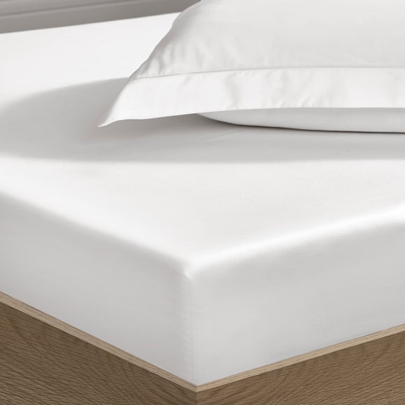 Dorma Luxury Temperature Control 100% TENCEL Fitted Sheet