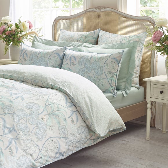 Carousel navigation image position 5 of 6