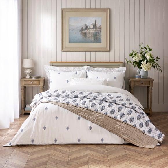 Carousel navigation image position 6 of 6