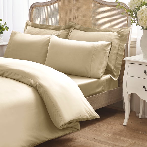 Carousel navigation image position 3 of 4