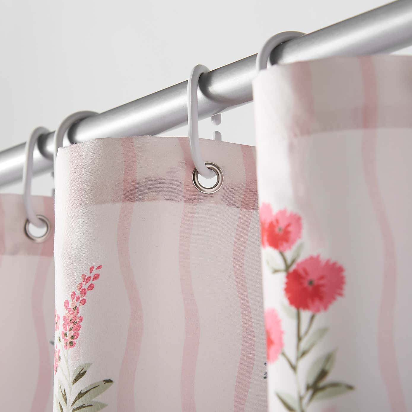 Carousel zoom image position 3 of 3