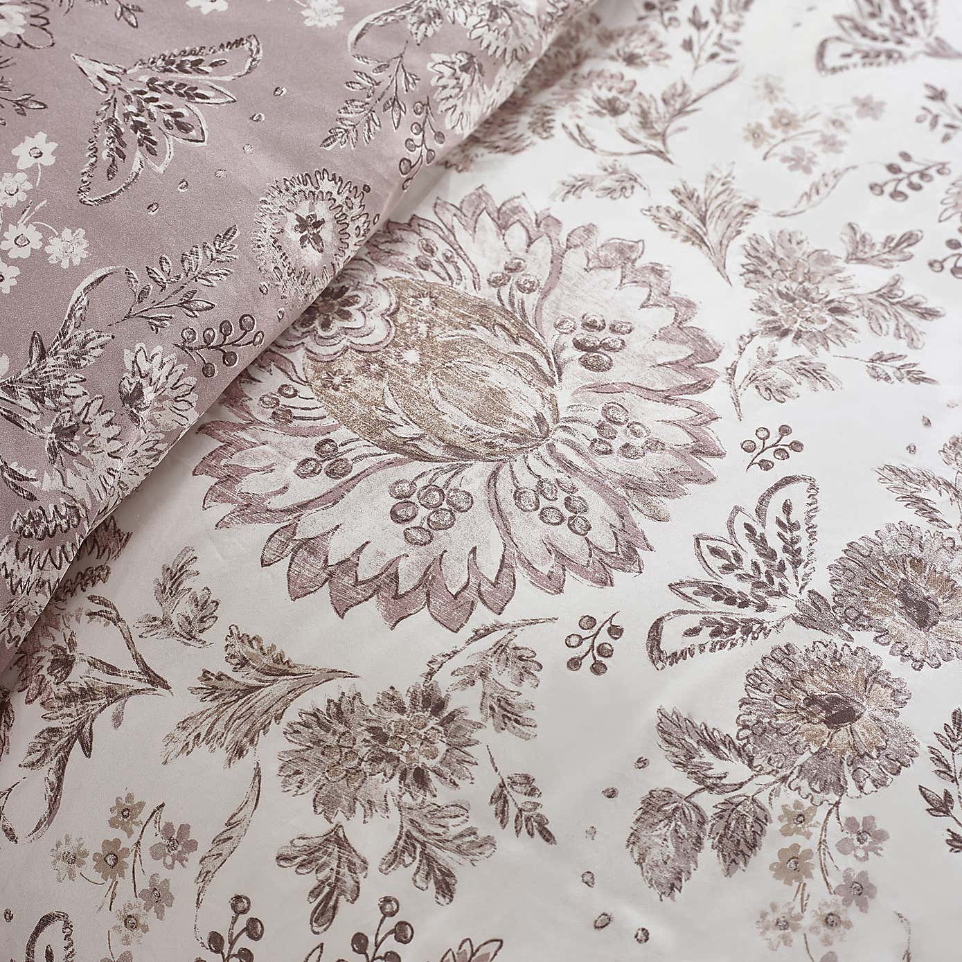 Carousel zoom image position 3 of 5