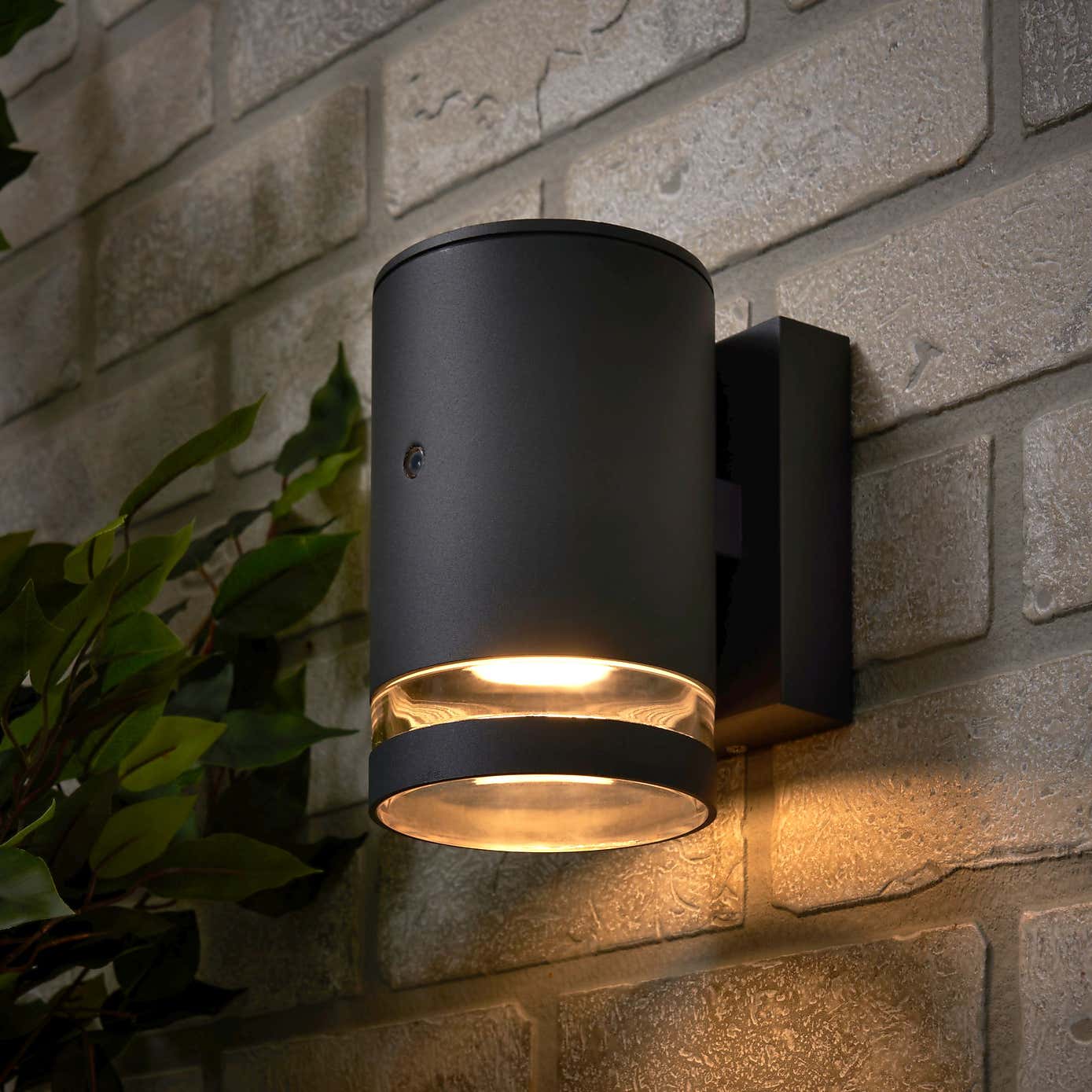 Carousel zoom image position 2 of 6