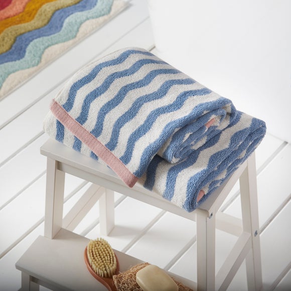 Heart and Soul Wavy Cotton Towel