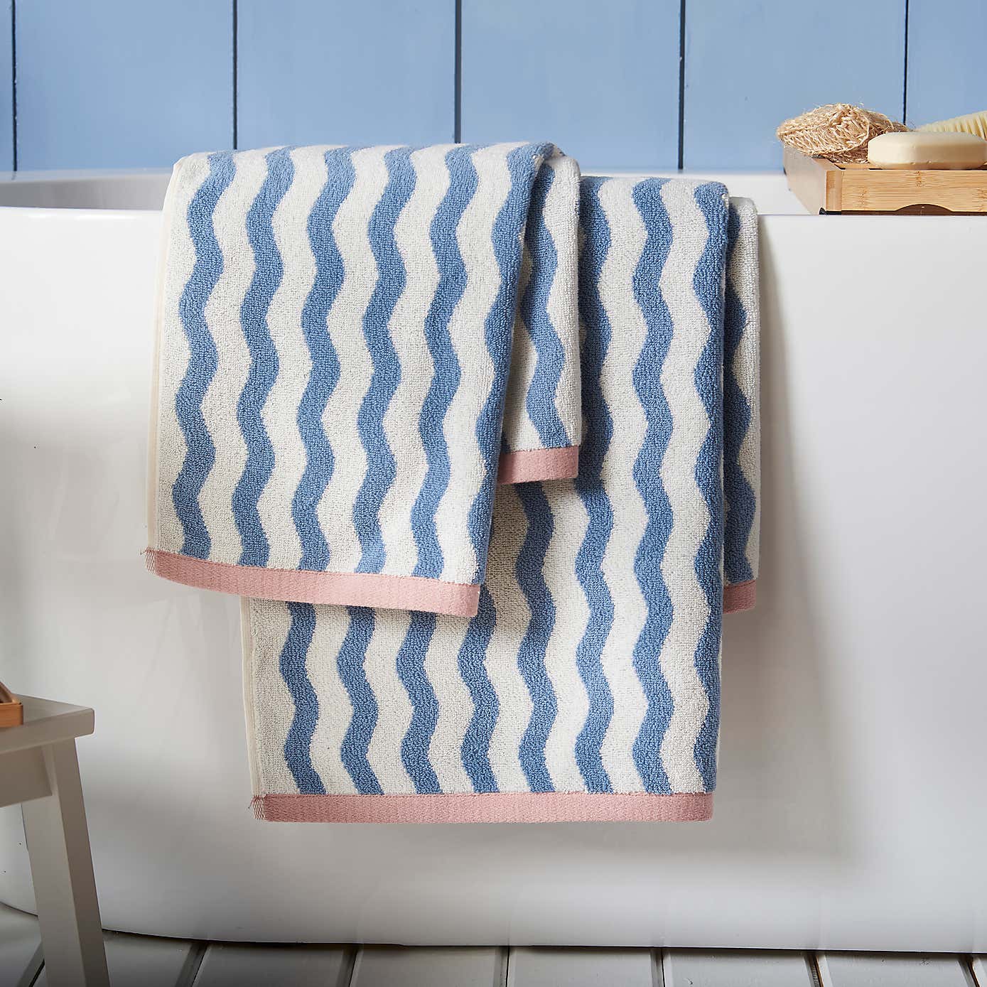 Carousel zoom image position 2 of 5