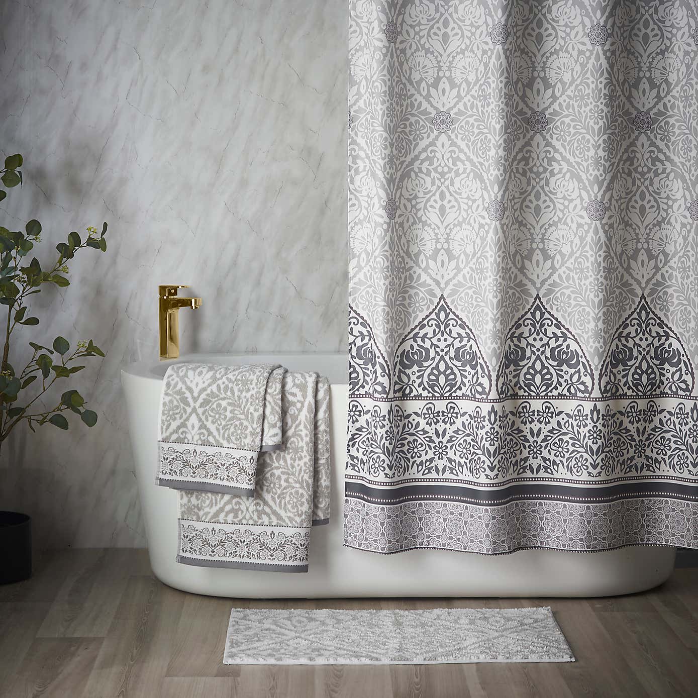 Carousel zoom image position 4 of 4