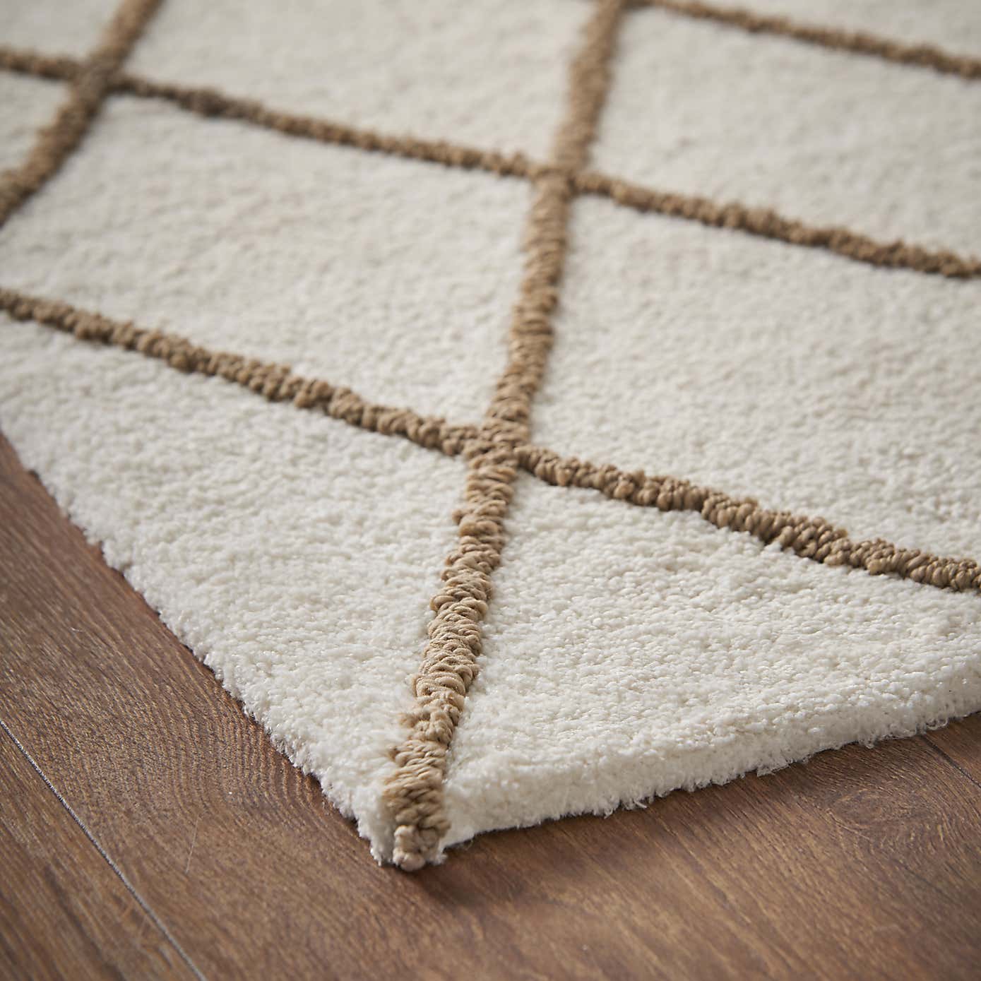 Carousel zoom image position 2 of 2