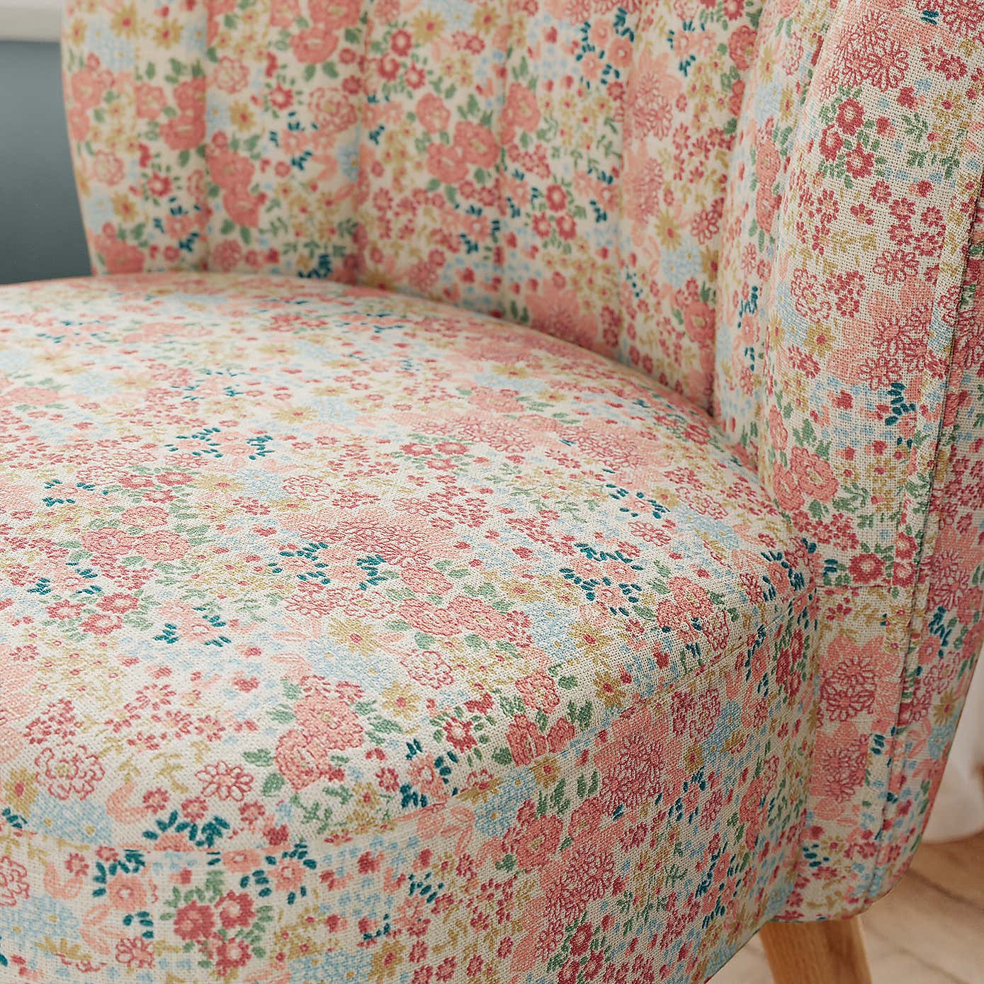 Carousel zoom image position 3 of 9