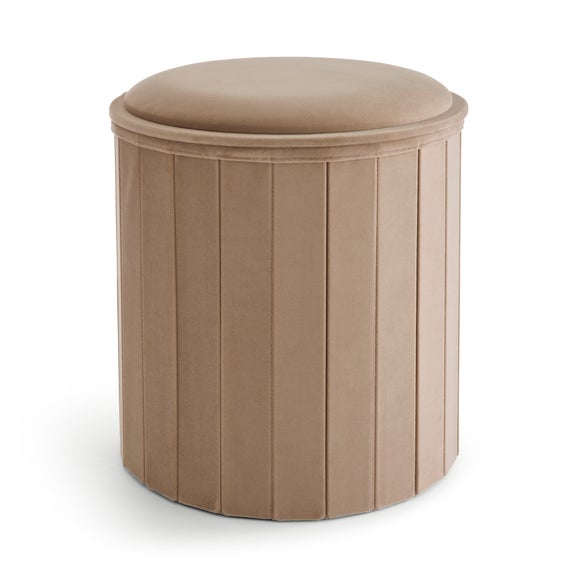 Carousel navigation image position 4 of 5