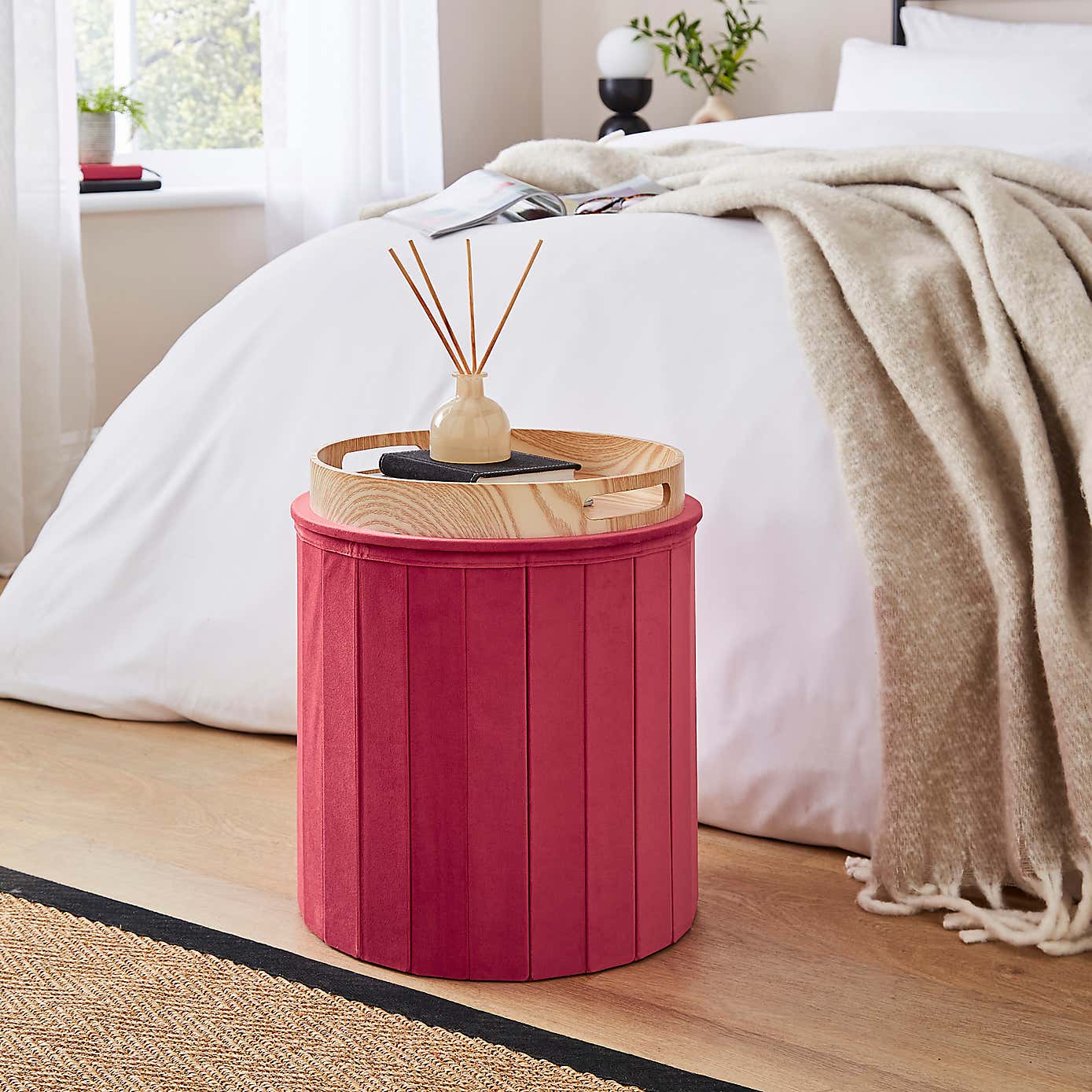 Carousel zoom image position 2 of 5