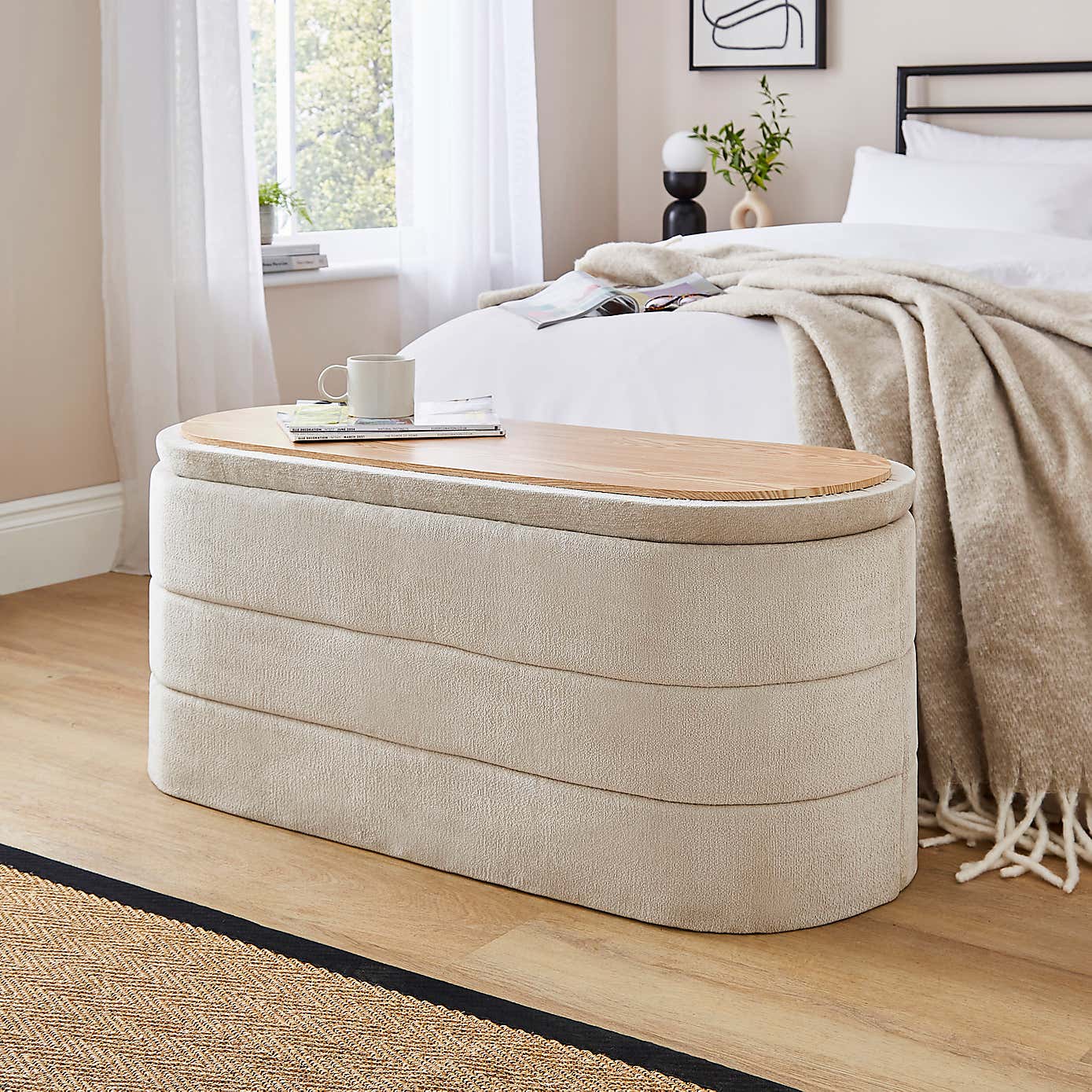 Carousel zoom image position 2 of 4