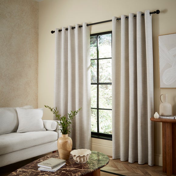 Carousel navigation image position 2 of 6