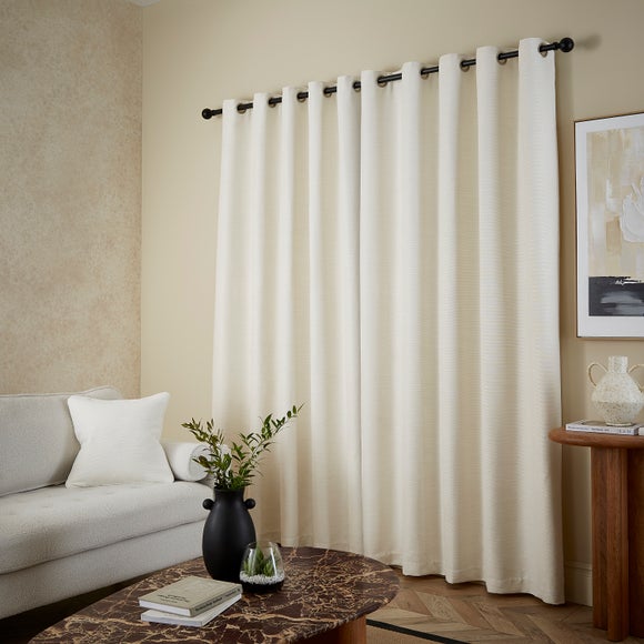 Carousel navigation image position 4 of 6