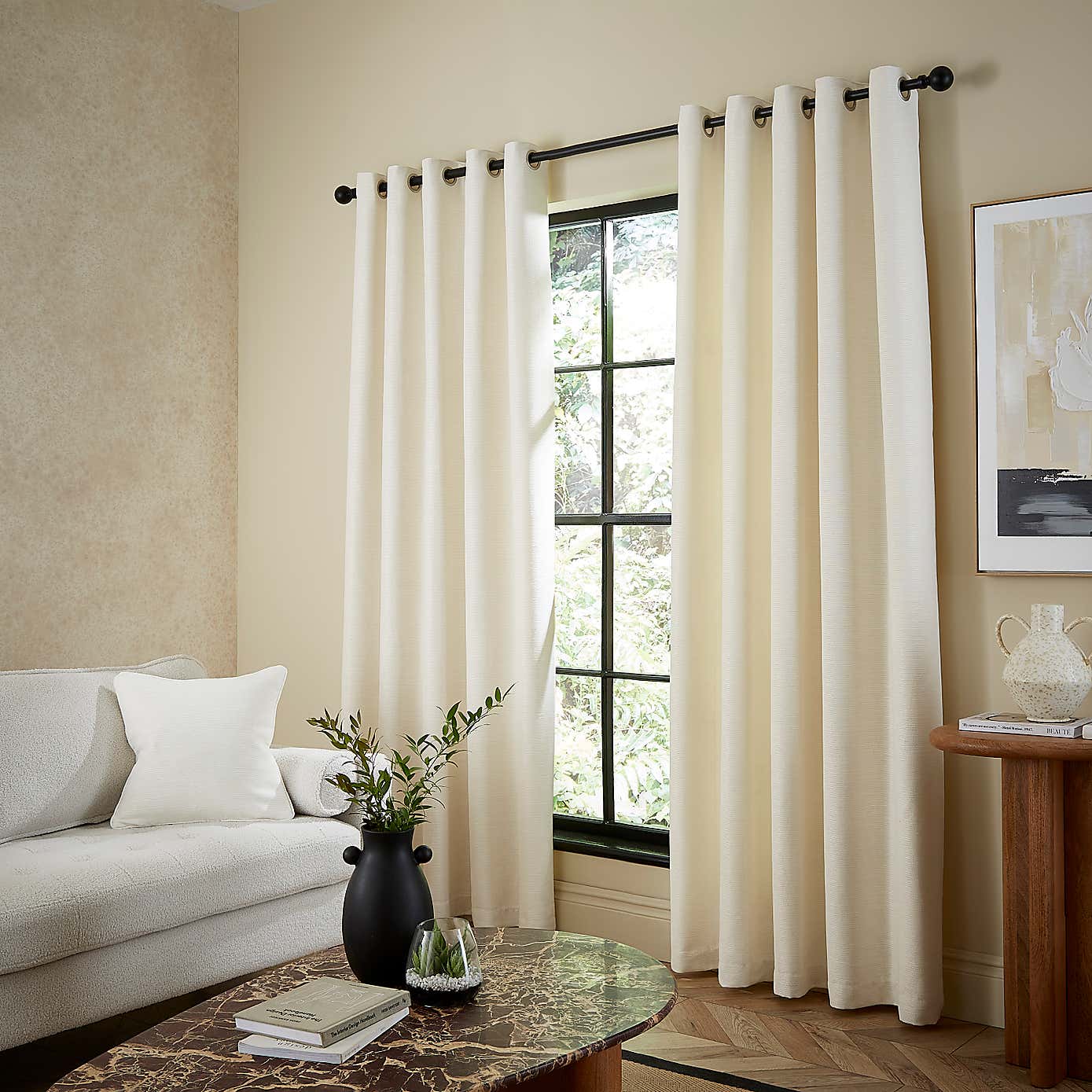 Carousel zoom image position 2 of 5