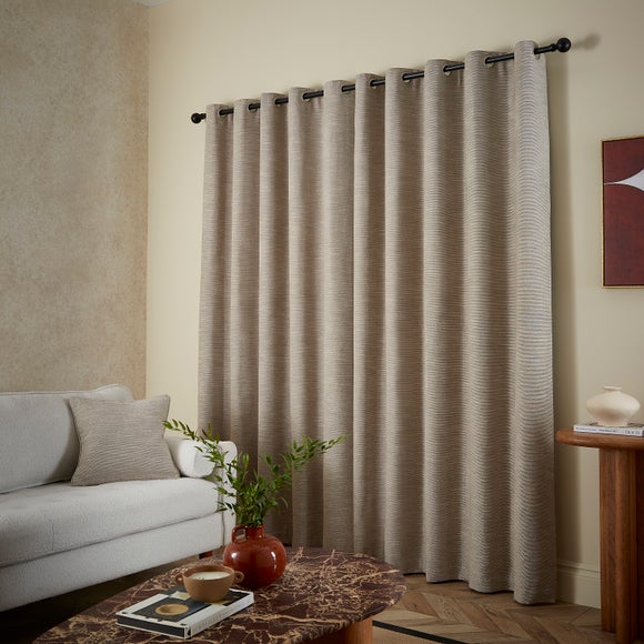 Carousel navigation image position 4 of 6