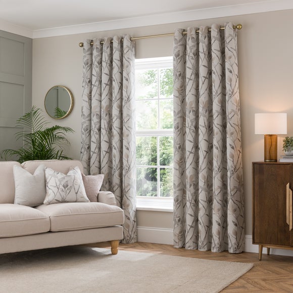 Carousel navigation image position 2 of 7