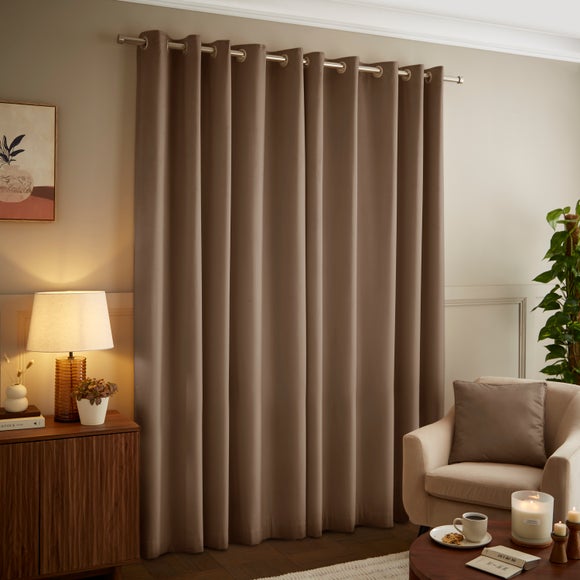 Carousel navigation image position 3 of 6