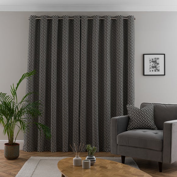 Carousel navigation image position 4 of 7