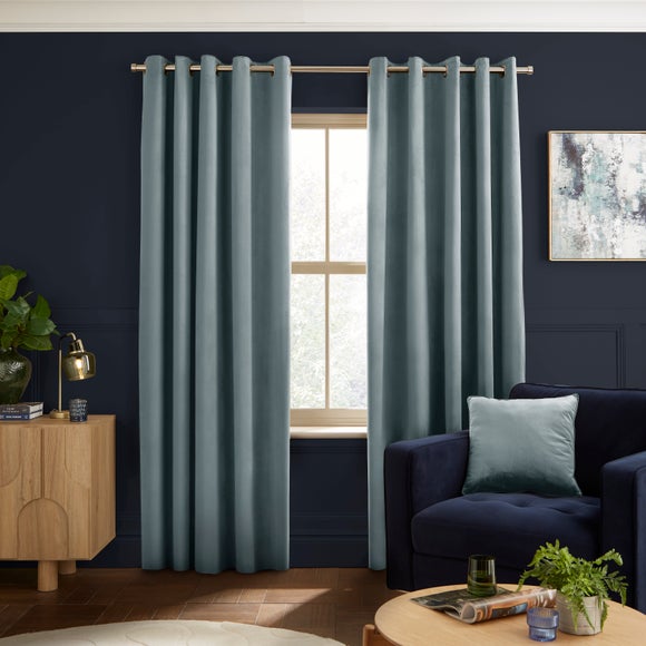 Carousel navigation image position 2 of 6