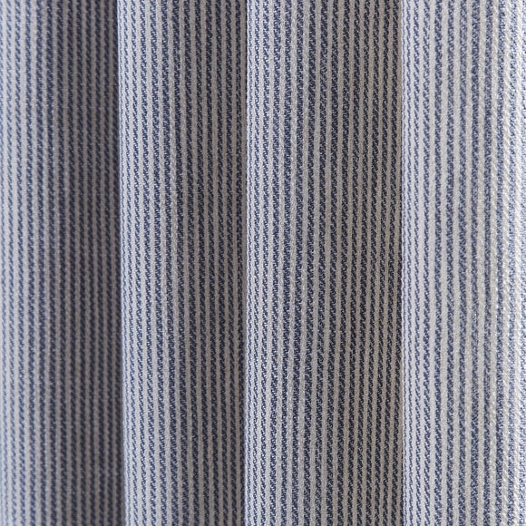 Carousel navigation image position 3 of 7