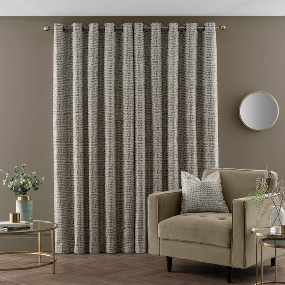 Carousel navigation image position 4 of 7