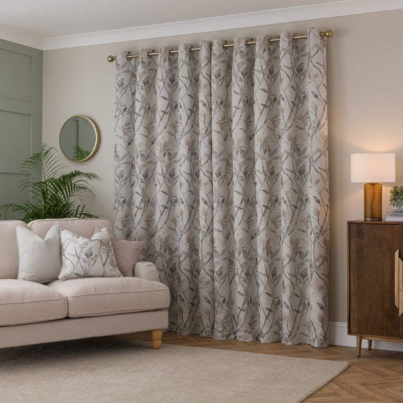 Carousel navigation image position 4 of 7