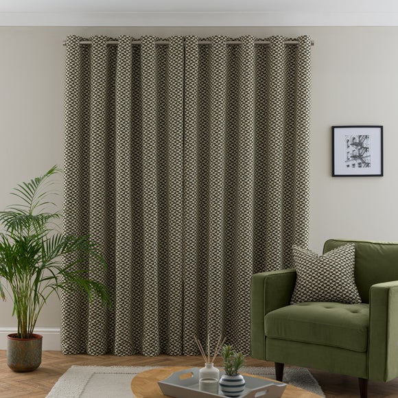 Carousel navigation image position 4 of 7