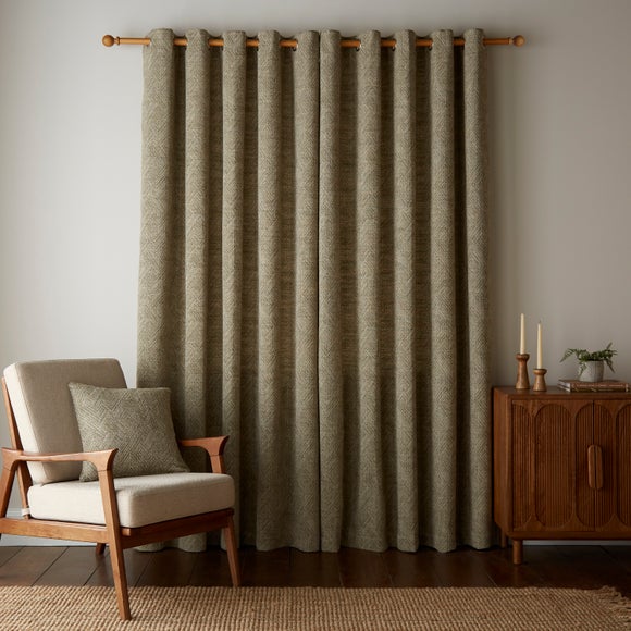 Carousel navigation image position 4 of 6