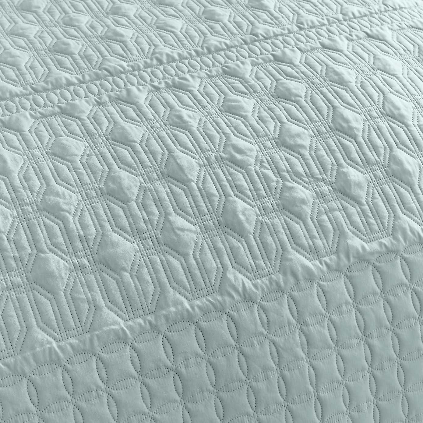 Carousel zoom image position 3 of 5