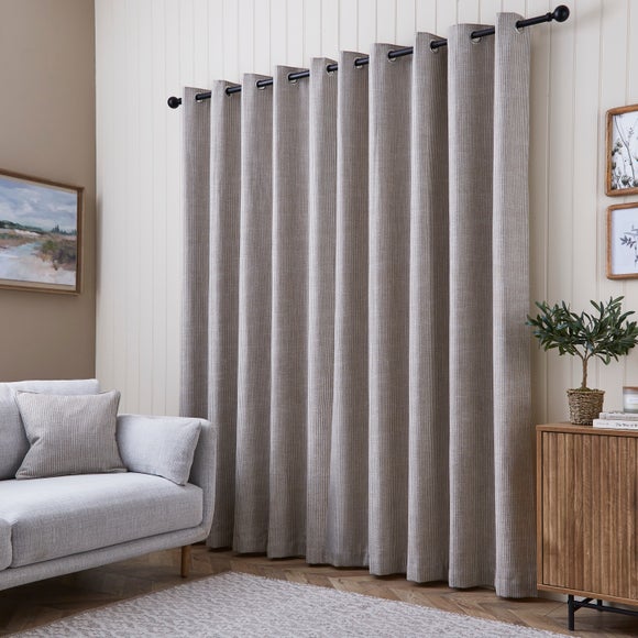 Carousel navigation image position 4 of 6