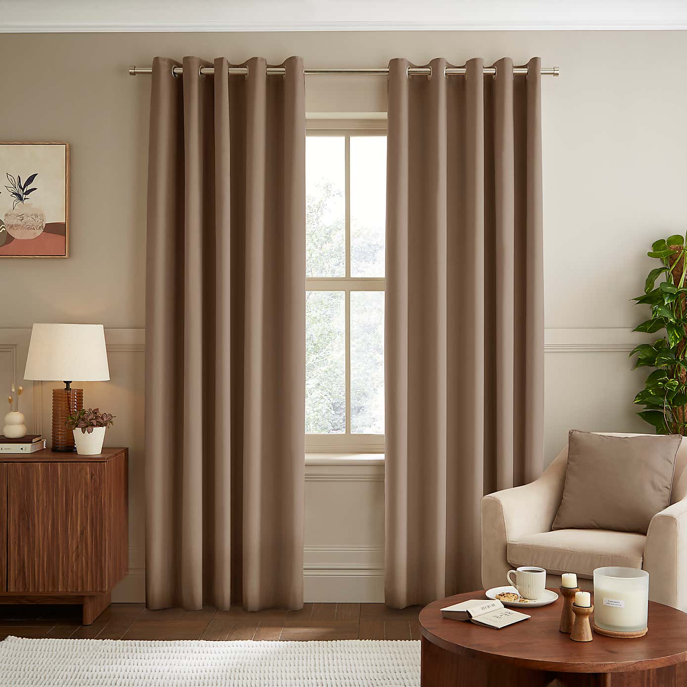 Carousel zoom image position 2 of 5