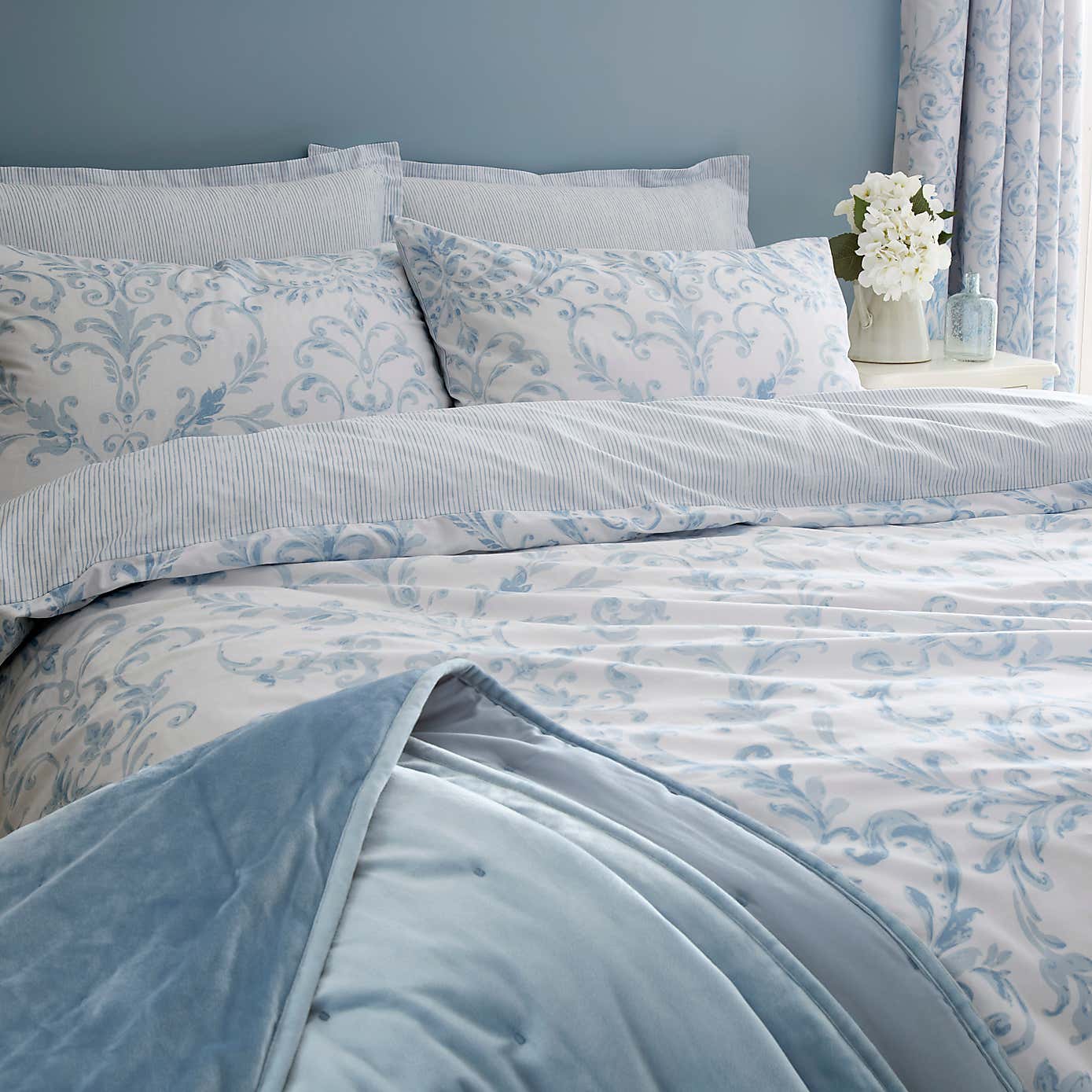 Carousel zoom image position 7 of 8