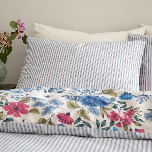 Carousel navigation image position 4 of 8