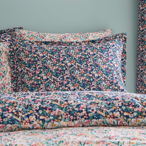 Carousel navigation image position 2 of 4