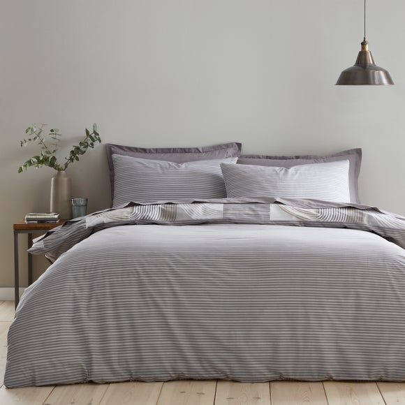 Carousel navigation image position 3 of 7