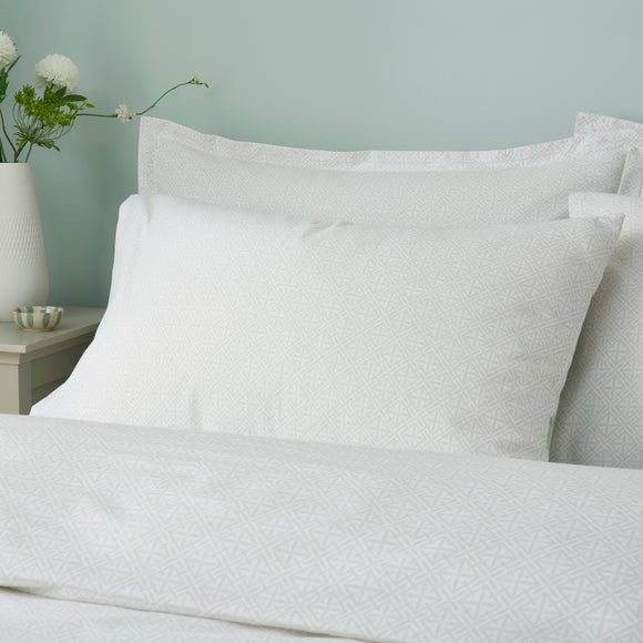 Carousel navigation image position 3 of 8